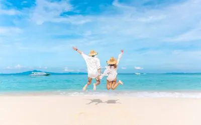 PHI PHI ISLANDS AND BAMBOO ISLAND 🏝 GROUP SPEEDBOAT RIDE (INCLUDES WOODEN BOAT RIDE)