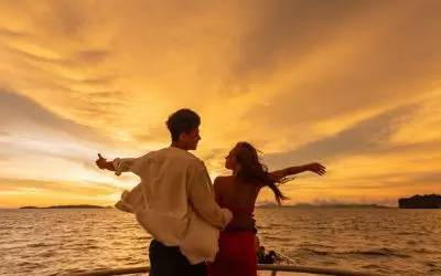 PHI PHI PREMIUM ATARDECER+ BAMBOO EN SPEED CATAMARAN INCLUYE PASEO EN BARCA DE MADERA (EN GRUPO REDUCIDO)
