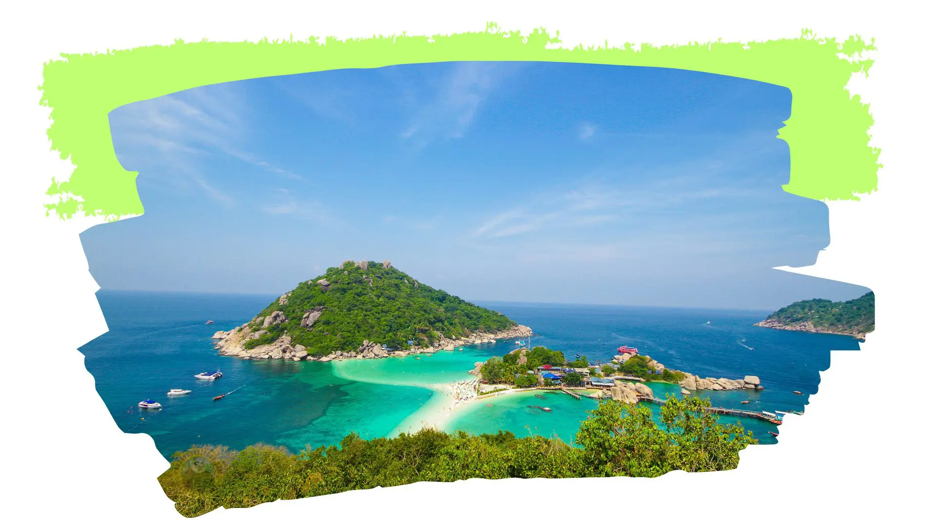Miradouro sobre Koh Nang Yuan: as suas ilhas unidas por uma língua de areia e barcos fundeados em redor