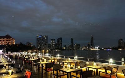 Bangkok de noche desde el crucero