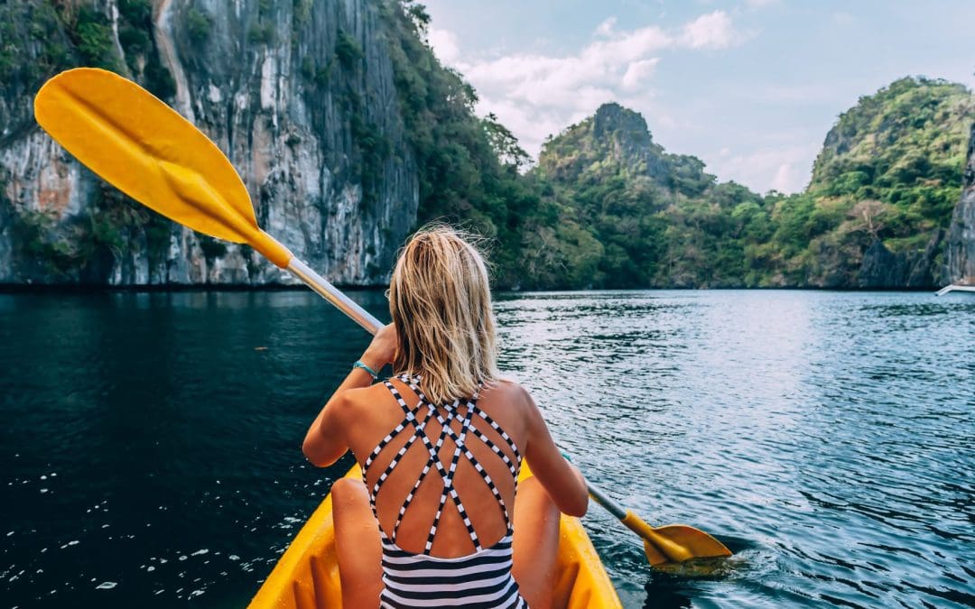 JAMES BOND ISLA / BAHIA DE PHANG NGA BAY EN GRUPO EN LANCHA MOTORA (Básico) DESDE 49 EUROS TOP VENTAS