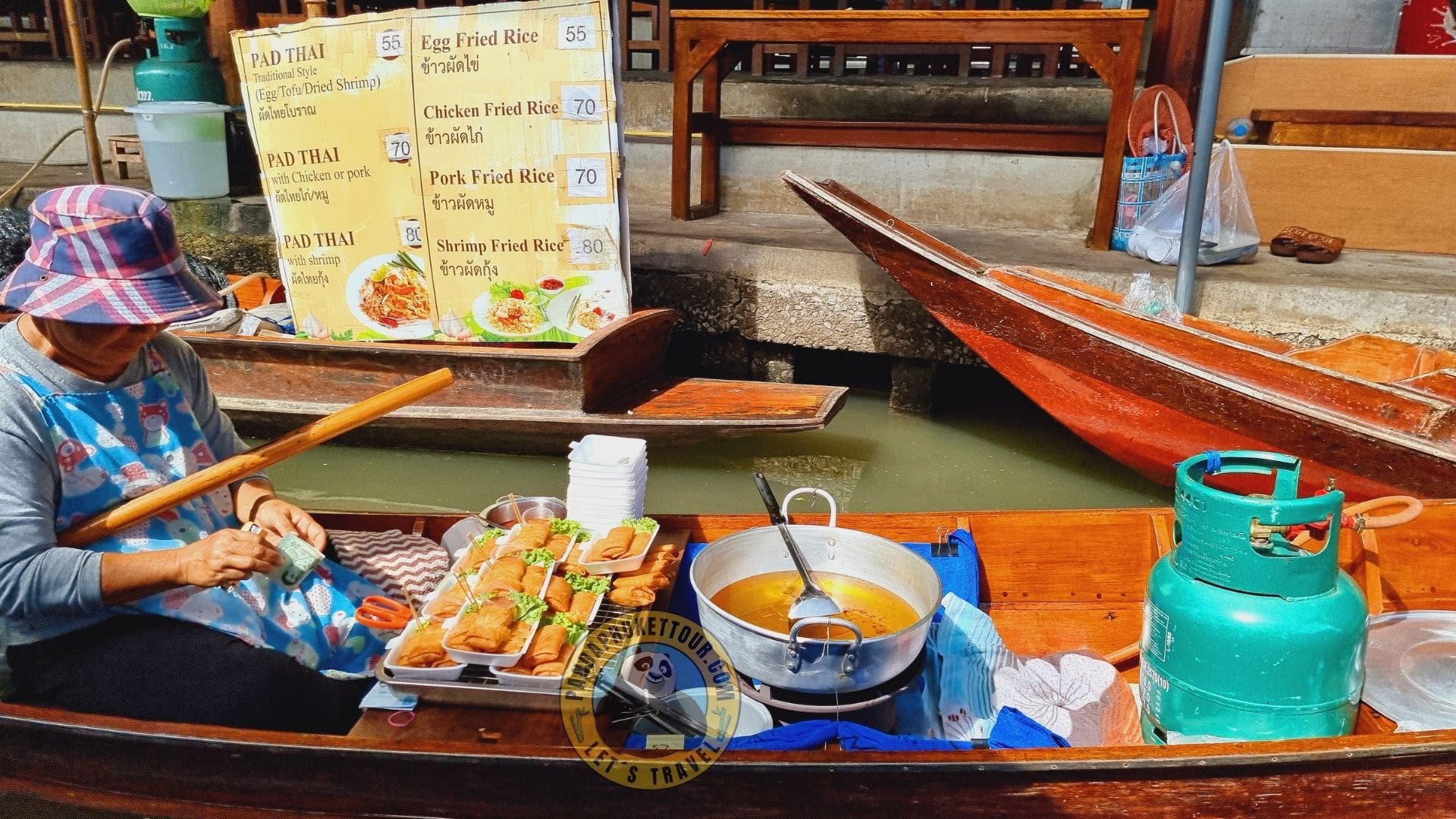 MARCHÉ FLOTTANT DE DAMNOEN SADUAK EN THAÏLANDE marché flottant alimentaire