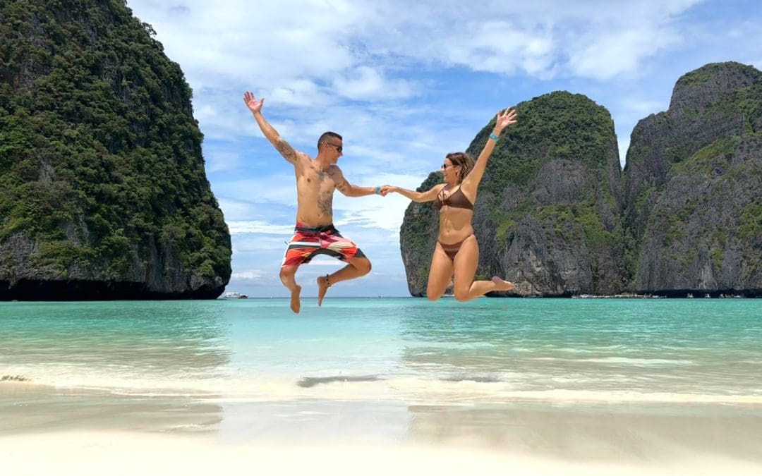 EXCURSIÓN ISLAS PHI PHI BAMBOO SALIDA TEMPRANA — EARLY BIRD DESDE PHUKET